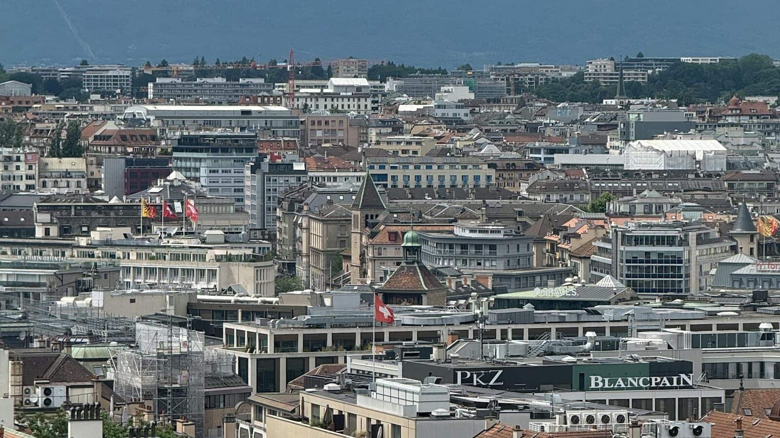 Schweizer Stadt- oder Alpenlandschaft als Titelbild